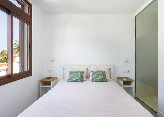 Home2book Charming Costa Adeje, Pool&terrace 플라야데라스아메리카스