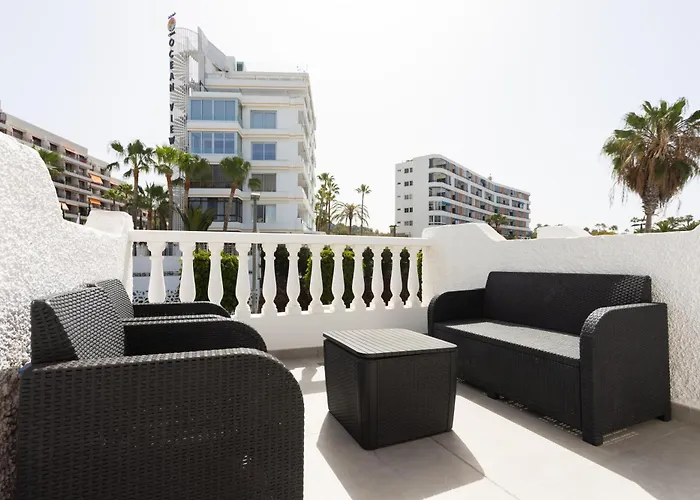 Home2book Charming Costa Adeje, Pool&terrace 플라야데라스아메리카스